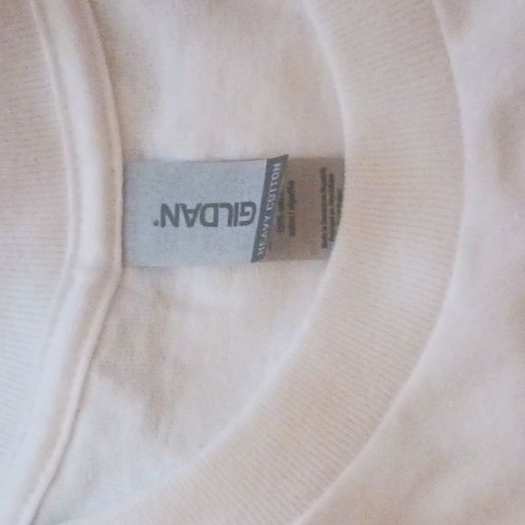 Somewhere between knuck if you buck or praise is what I do T-Shirt - Picture 3 of 4